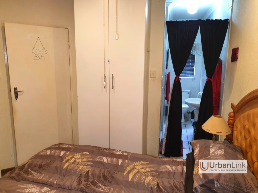 3 Bedroom Property for Sale in Safari Gardens North West